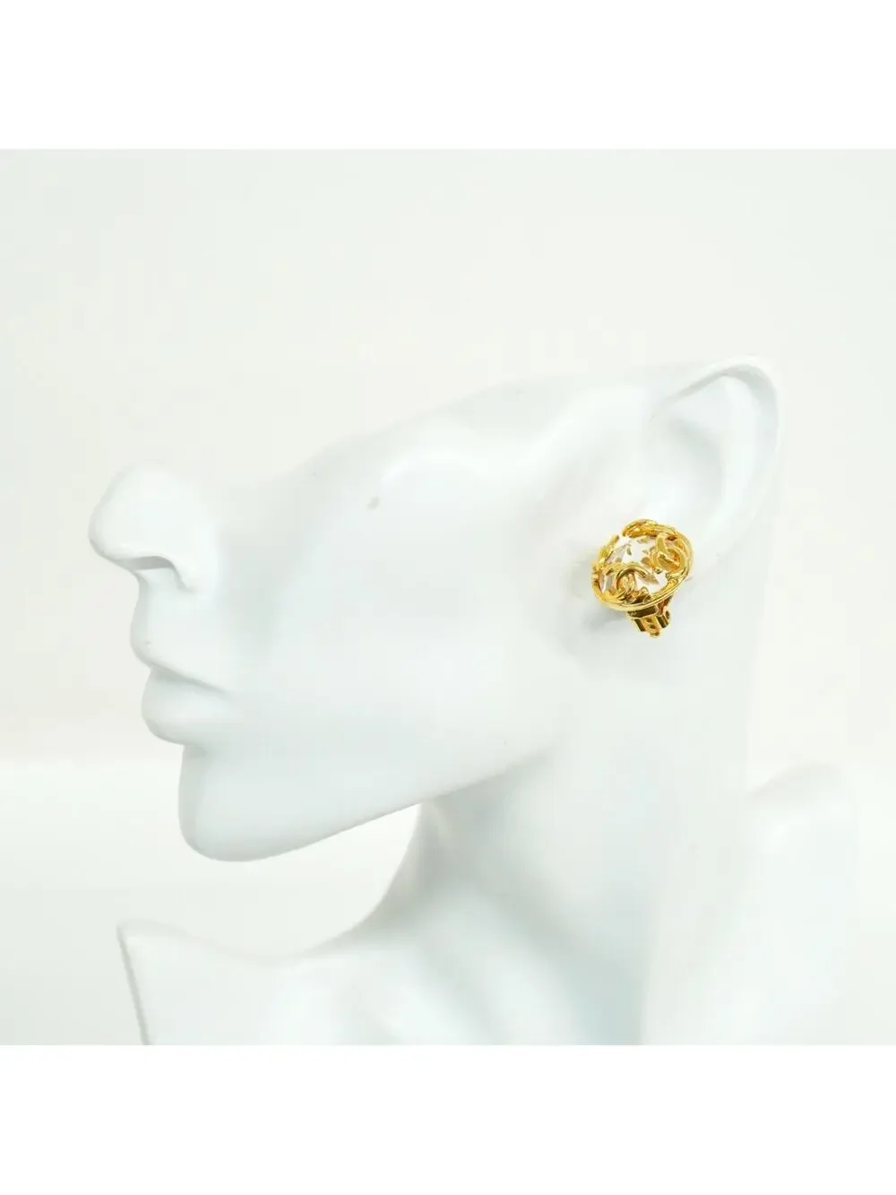 Chanel Cc Logo Circle Clip-On Earrings #299390C85B